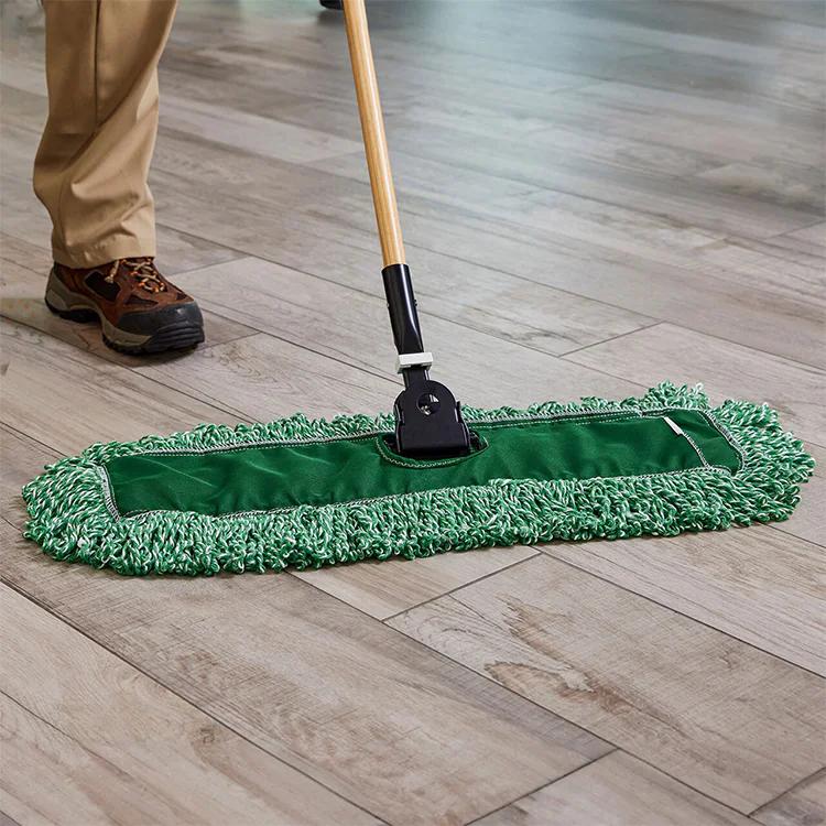 Dụng cụ vệ sinh Sao Việt