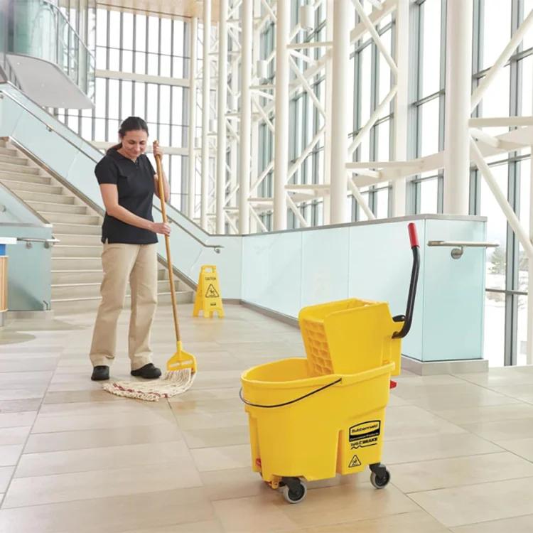 Dụng cụ vệ sinh Sao Việt