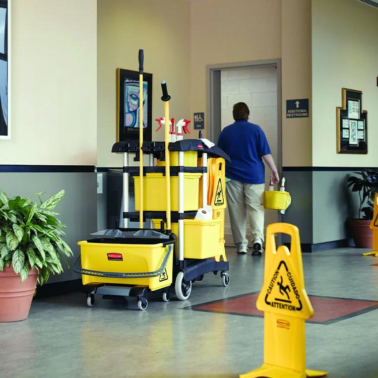 Dụng cụ vệ sinh Sao Việt